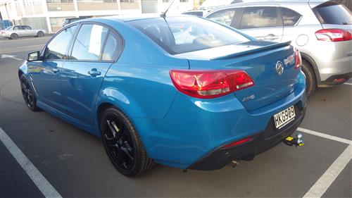 HOLDEN COMMODORE SALOON 2013-2017